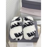 Balenciaga Winter Letter Print Logo Soft Plush Slippers White