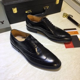 Bally Calfskin Lace Up Shoes For Men Black