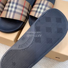 Burberry Spring And Summer Classic Plaid Slippers For Women