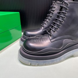 Bottega Veneta Black Leather Thick Soled Chelsea Boots For Men