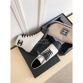 Chanel Autumn Cowhide Lace Up Pearl Motorcycle Boots For Women White