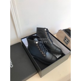 Chanel Autumn Cowhide Lace Up Pearl Motorcycle Boots For Women Black
