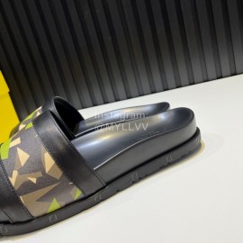 Fendi Camouflage Printed Leather Slippers For Men