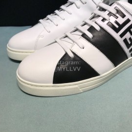 Fendi Embossed Leather Casual Sneakers For Men Black