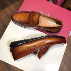 Ferragamo Calf Leather Business Shoes For Men Brown