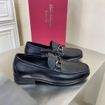Ferragamo Black Cowhide Gancini Buckle Business Shoes For Men 