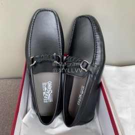 Ferragamo Black Calf Leather Business Shoes For Men