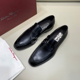 Ferragamo Calf Leather Business Loafers For Men Black