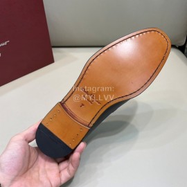 Ferragamo Calf Leather Business Loafers For Men Black