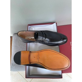 Ferragamo Black Calf Leather Business Loafers For Men 