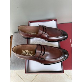 Ferragamo Brown Calf Leather Business Loafers For Men 