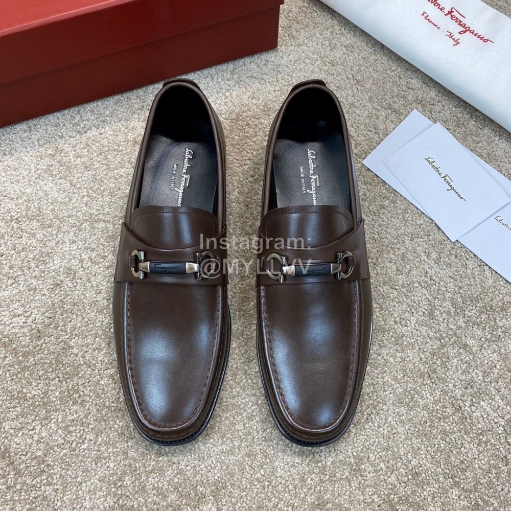 Ferragamo Calf Leather Gancini Buckle Business Shoes For Men Brown
