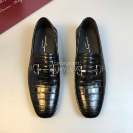 Ferragamo Crocodile Pattern Leather Gancini Buckle Business Shoes For Men Black
