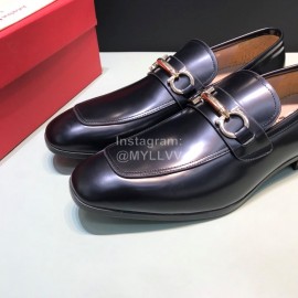 Ferragamo Calf Leather Gancini Buckle Business Shoes For Men Reddish Brown