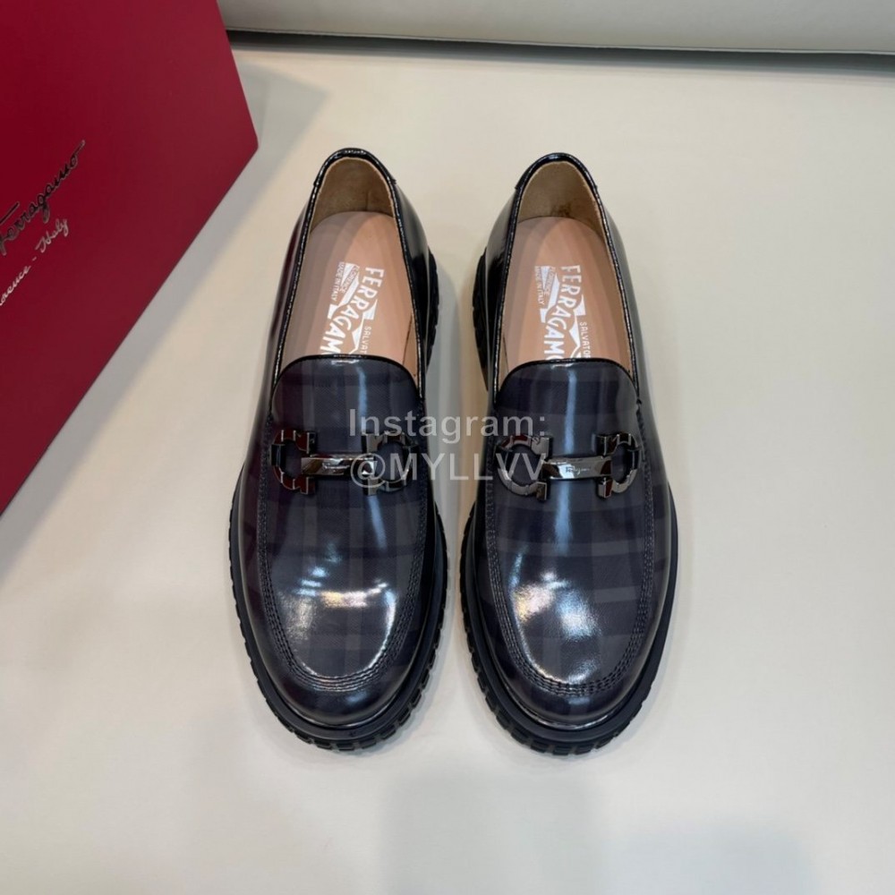 Ferragamo Calf Leather Gancini Buckle Business Shoes For Men Navy