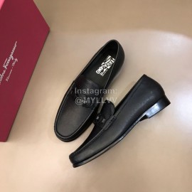 Ferragamo Calf Leather Gancini Buckle Shoes For Men Black