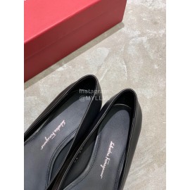 Salvatore Ferragamo Fashion Bow Pointed Shoes For Women Black
