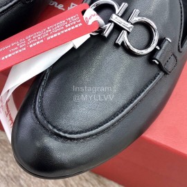 Salvatore Ferragamo Fashion Leather Flat Heel Shoes For Women Black