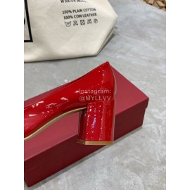 Salvatore Ferragamo New Round Head Gold Button Thick Heel Shoes For Women Red