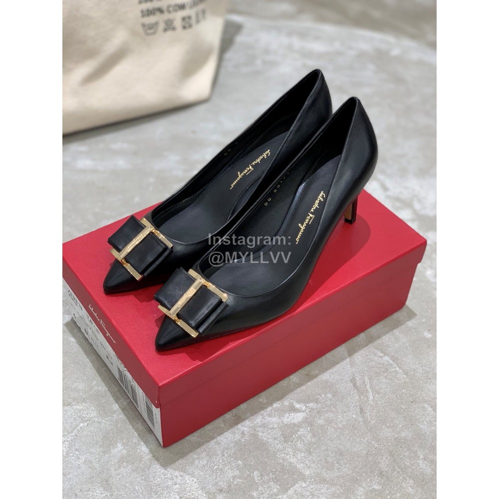 Salvatore Ferragamo New Leather Bow Pointed High Heels For Women Black
