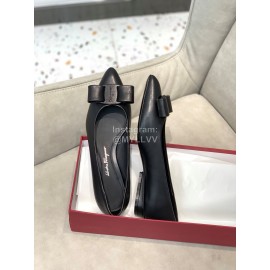 Salvatore Ferragamo Fashion Sheepskin Bow Shoes For Women Black