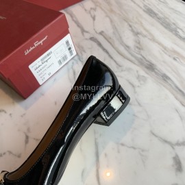 Salvatore Ferragamo Smooth Patent Leather Square Head Shoes For Women Black