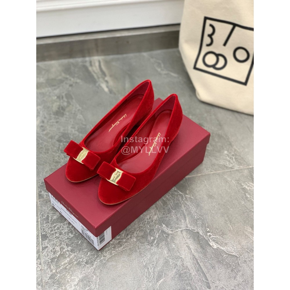 Salvatore Ferragamo Fashion Velvet Bow Thick High Heels For Women Red