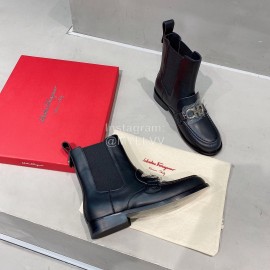 Salvatore Ferragamo Retro Leather Short Boots For Women Black