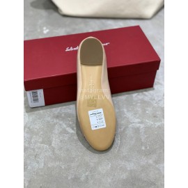 Salvatore Ferragamo Classic Bow Calf Shoes For Women Beige