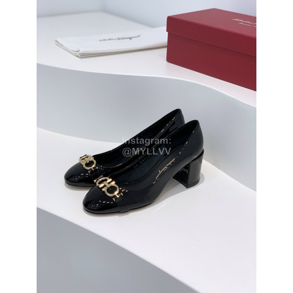Ferragamo Fashion Gancini Buckle Patent Leather High Heels For Women Black