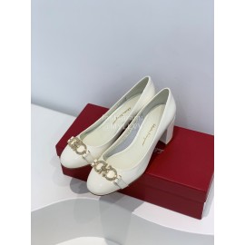 Ferragamo Fashion Gancini Buckle Patent Leather High Heels For Women White