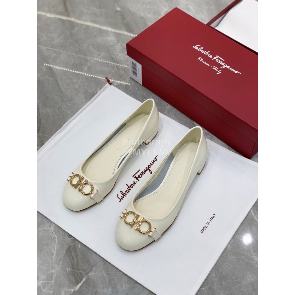 Ferragamo New Gancini Buckle Patent Leather High Heels For Women White