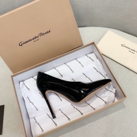 Gianvito Rossi Pvc Patent Leather Pointed High Heels For Women Black