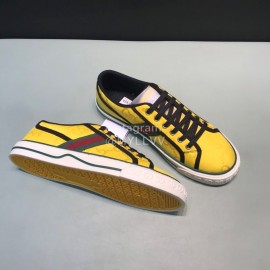 Gucci Vintage Canvas Lace Up Shoes For Men And Women Yellow