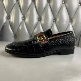 Gucci Cowhide GG Buckle Loafers For Men Black
