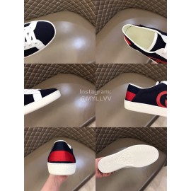 Gucci Classic Lace Up Casual Sneakers For Men And Women Black