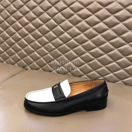Gucci Cowhide GG Buckle Casual Loafers For Men