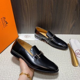 Hermes Vintage Black Cowhide Casual Loafers For Men 