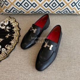 Hermes Classic Calf Leather Flat Heel Shoes 