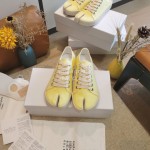 Maison Margiela New Split Toe Canvas Casual Shoes For Women Yellow