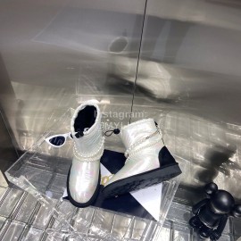 Moncler Waterproof Pearl Chain Wool Boots For Women White