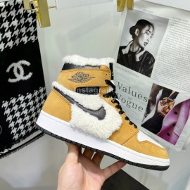 Air Jordan 1 Midlight Bone Wool High Top Sneakers For Women Brown