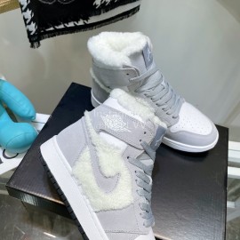 Air Jordan 1 Midlight Bone Wool High Top Sneakers For Women Gray