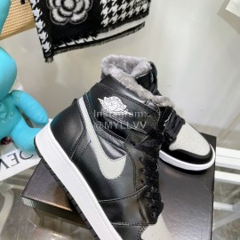 Air Jordan 1 Midlight Bone Wool High Top Sneakers For Women Black