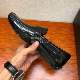 Prada Calf Leather Casual Business Shoes Black For Men 
