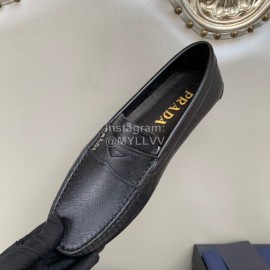 Prada Calf Leather Business Casual Shoes For Men Black