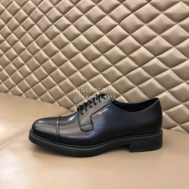 Prada Black Calf Leather Lace Up Shoes For Men 