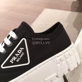Prada Spring New Thick Soles Casual Canvas Shoes For Women Black