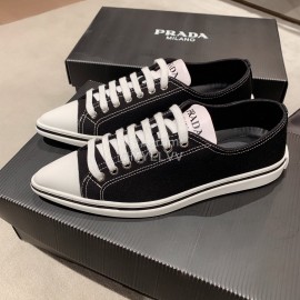 Prada Spring Summer Pointy Casual Canvas Shoes Black