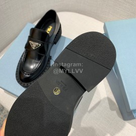 Prada Retro Black Leather Thick Soles Shoes For Women 
